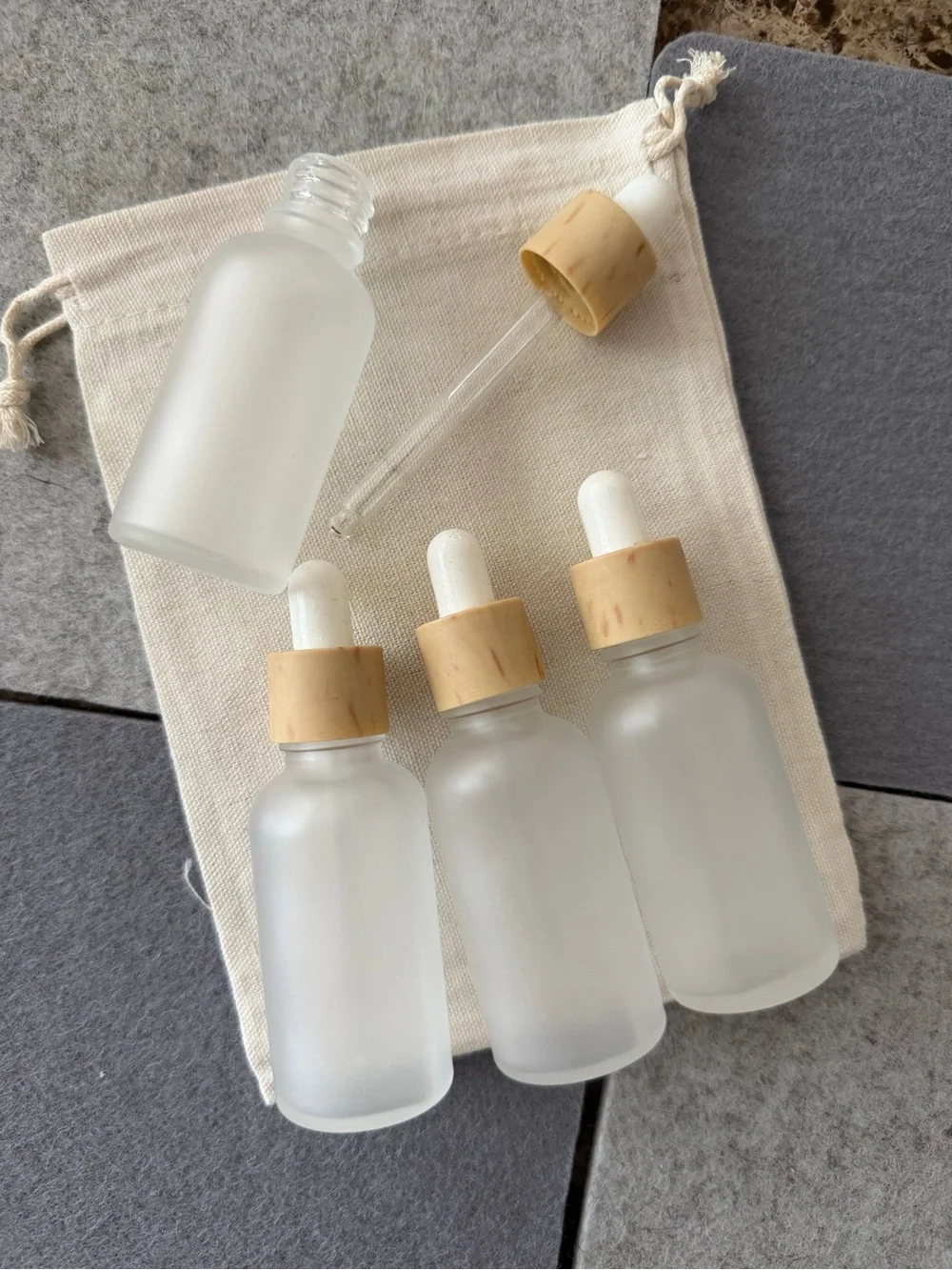 Frosted Glass Dropper Bottles with Bamboo Lids - Set of 4 (Cream Dropper Tops)